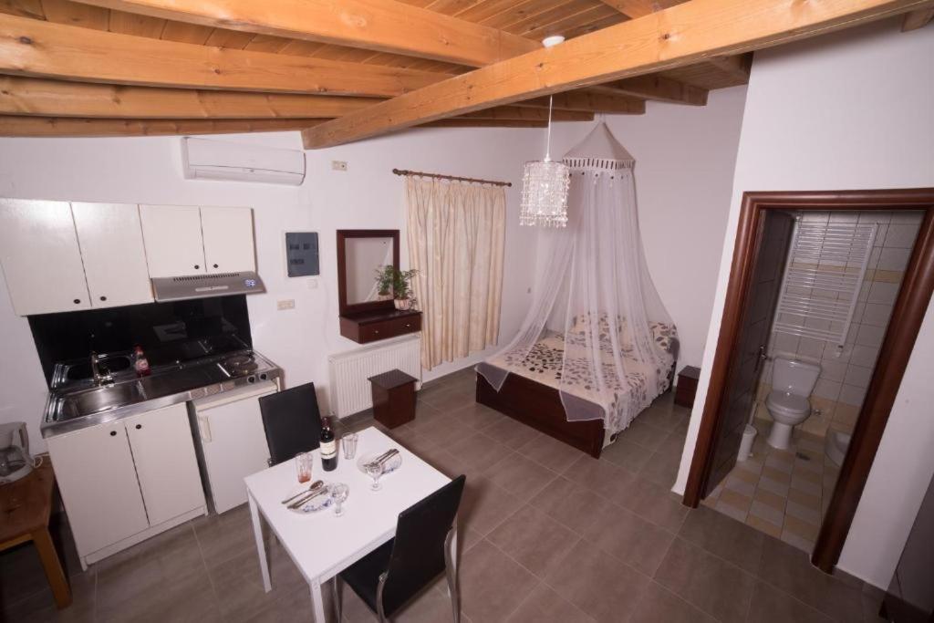 Bodikos Apartments ピツイディア エクステリア 写真