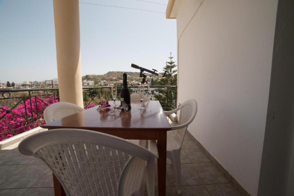 Bodikos Apartments ピツイディア エクステリア 写真
