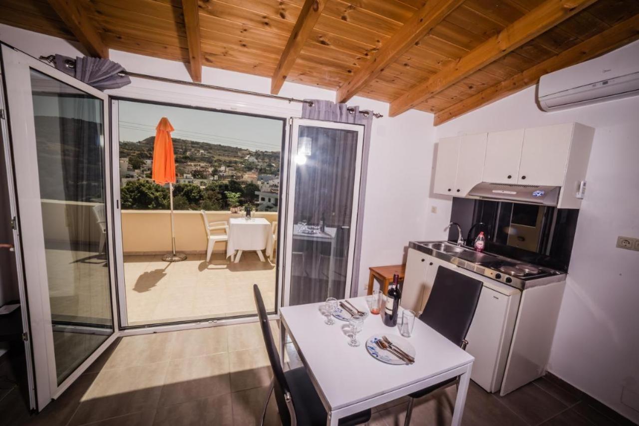 Bodikos Apartments ピツイディア エクステリア 写真